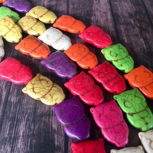 Multicolor howlite chunky owl beads full strand - Picture 6 of 7